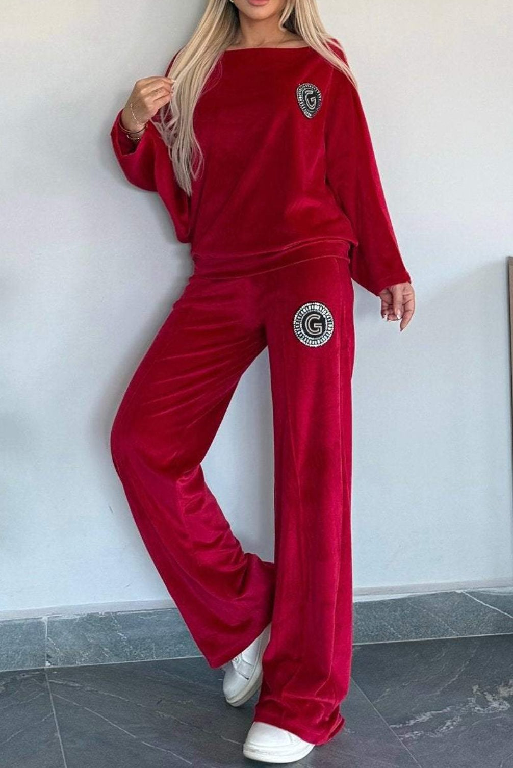 Kvinnors avslappnad sammet loungewear set med mjuk skärning Mirla-Eva Jonsson