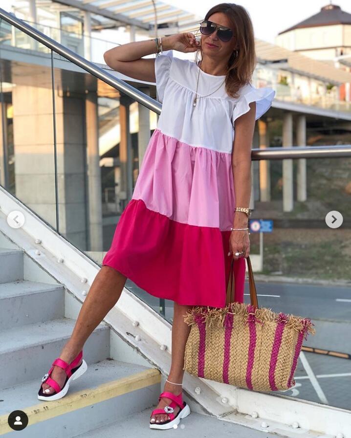 Kvinnors avslappnad sommarklänning med trendig volangdesign och luftig skärning-Eva Jonsson