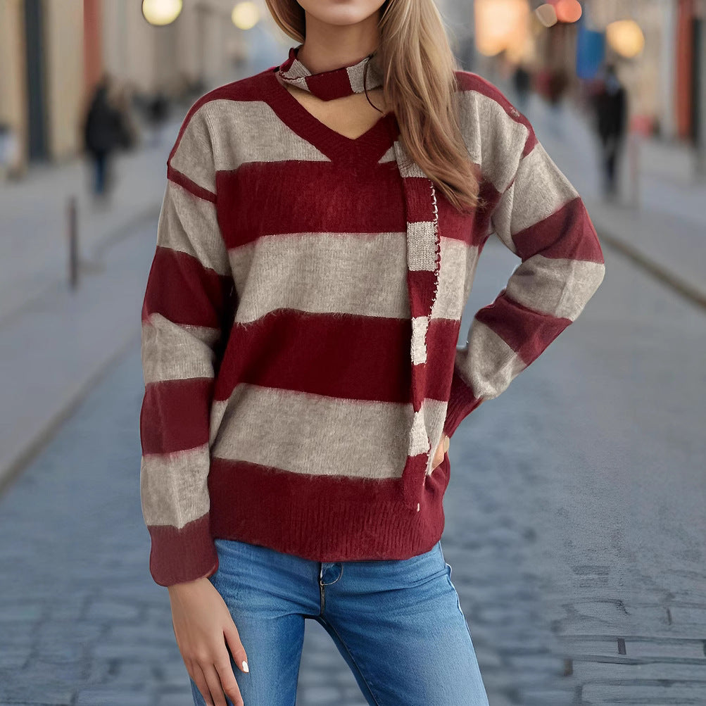 Kvinnors avslappnad stickad tröja med speciella slinga detaljer Mirla-Eva Jonsson