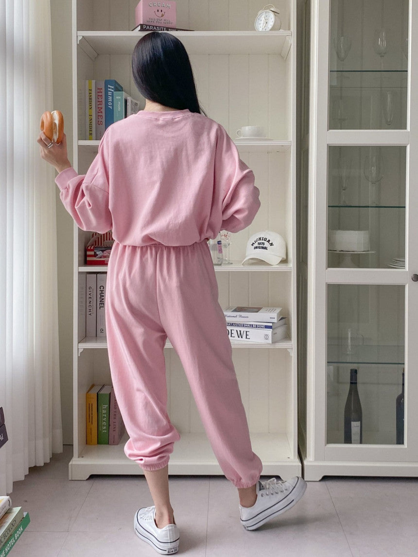 Kvinnors avslappnad sweatshirts och joggingset med broderad logotyp Mirla-Eva Jonsson