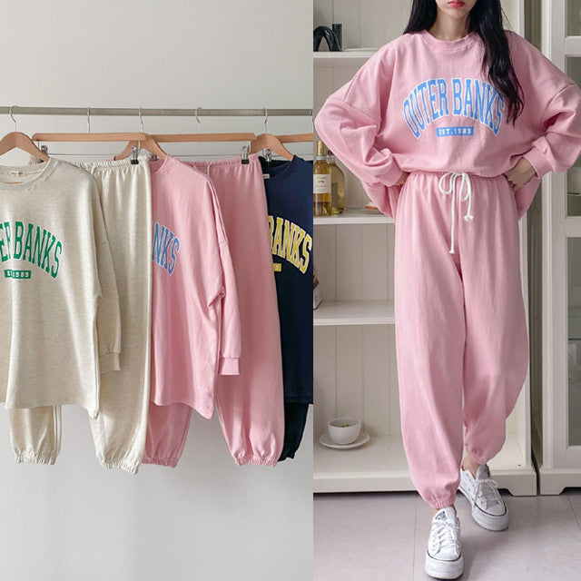 Kvinnors avslappnad sweatshirts och joggingset med broderad logotyp Mirla-Eva Jonsson
