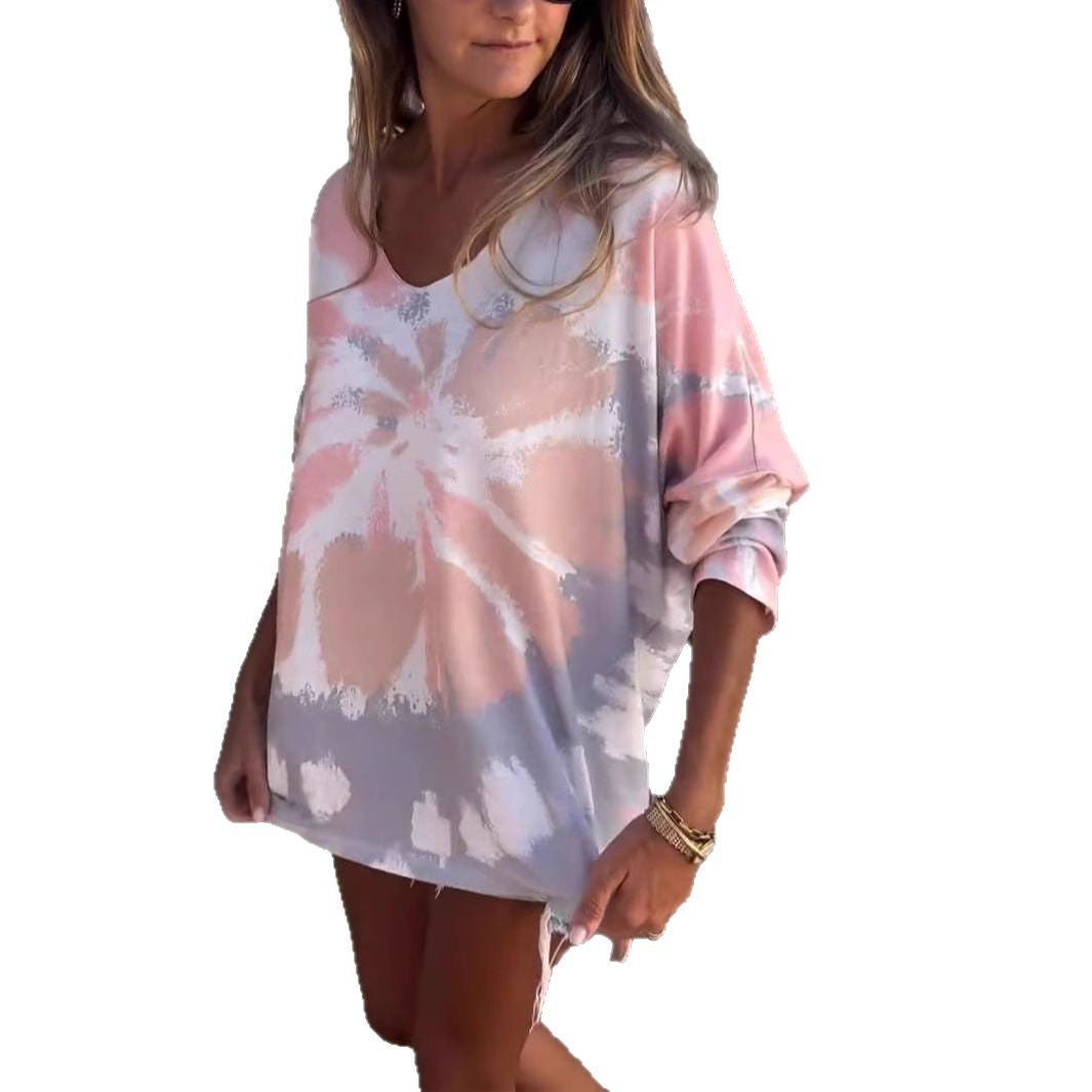 Kvinnors avslappnad tie-dye sweatshirt med V-hals och sänkta axlar Mirla-Eva Jonsson
