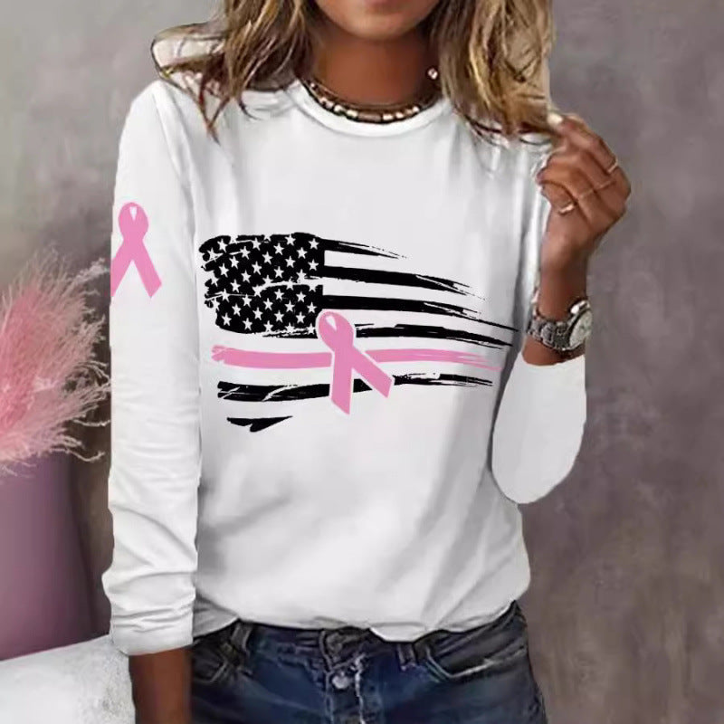 Kvinnors avslappnade T-shirt med kreativt flagg- och bågdesign Mirla-Eva Jonsson