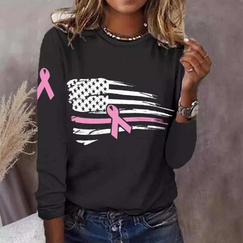 Kvinnors avslappnade T-shirt med kreativt flagg- och bågdesign Mirla-Eva Jonsson