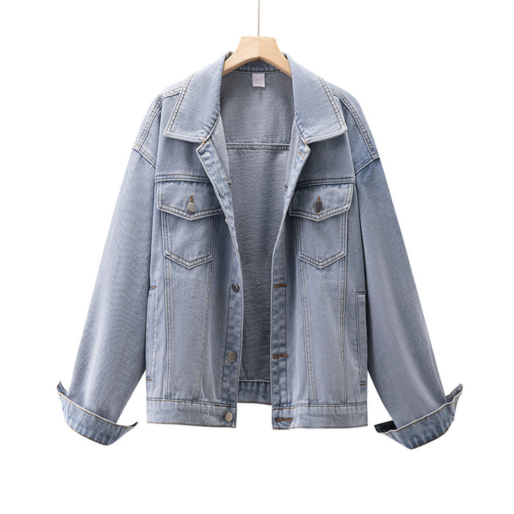 Kvinnors avslappnade denimjacka i modern oversize-snitt med bröstfickor Mirla-Eva Jonsson