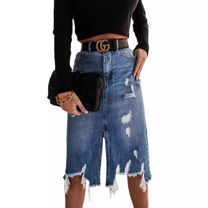 Kvinnors avslappnade denimkjol med asymmetrisk fåll och förstörda detaljer Mirla-Eva Jonsson