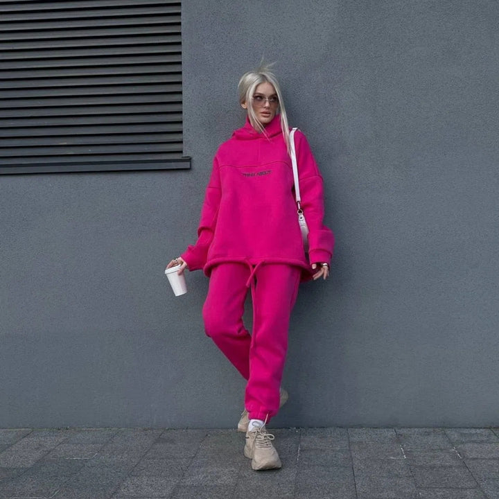 Kvinnors avslappnade fleece-set med breda ärmar och avslappnad passform Mirla-Eva Jonsson