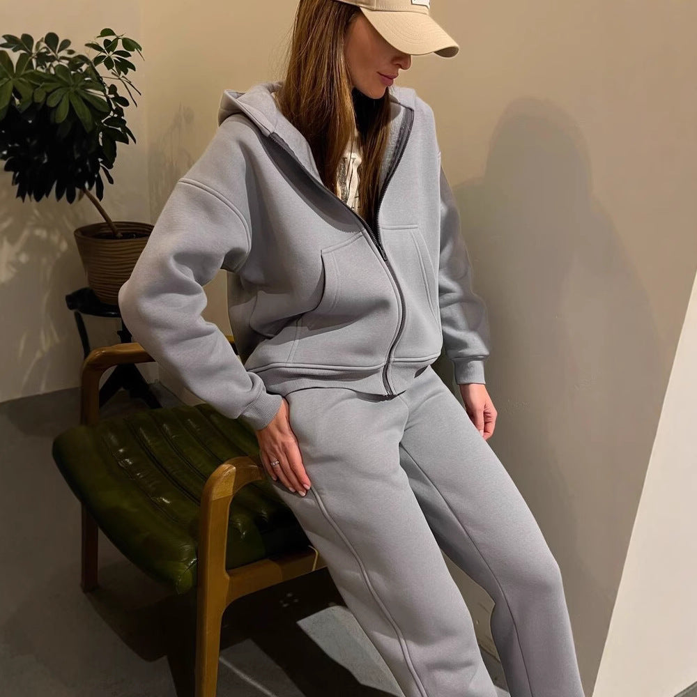 Kvinnors avslappnade fleece-träningsdress med huva och bekväma manschetter Mirla-Eva Jonsson