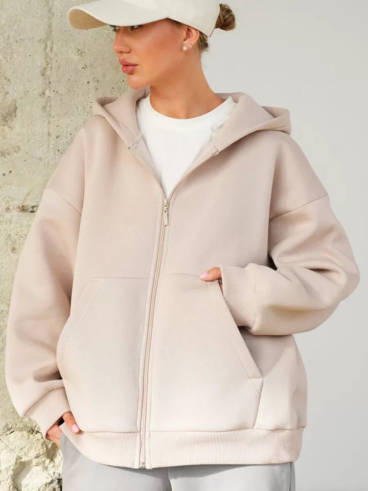 Kvinnors avslappnade hoodie med full dragkedja och stora fickor-Eva Jonsson