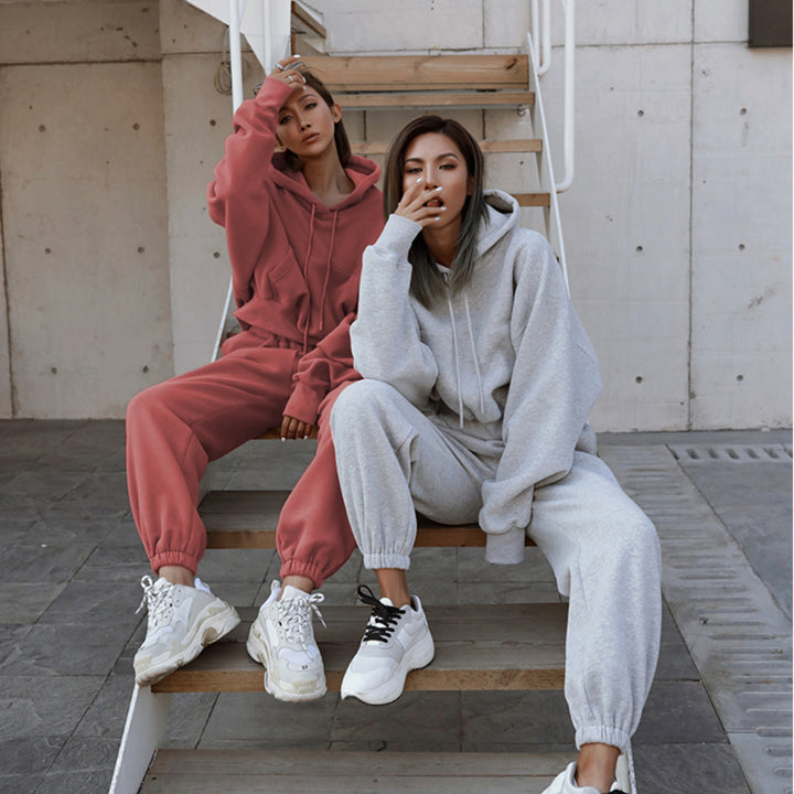 Kvinnors avslappnade hoodie med hög midja och bekväma joggers Mirla-Eva Jonsson