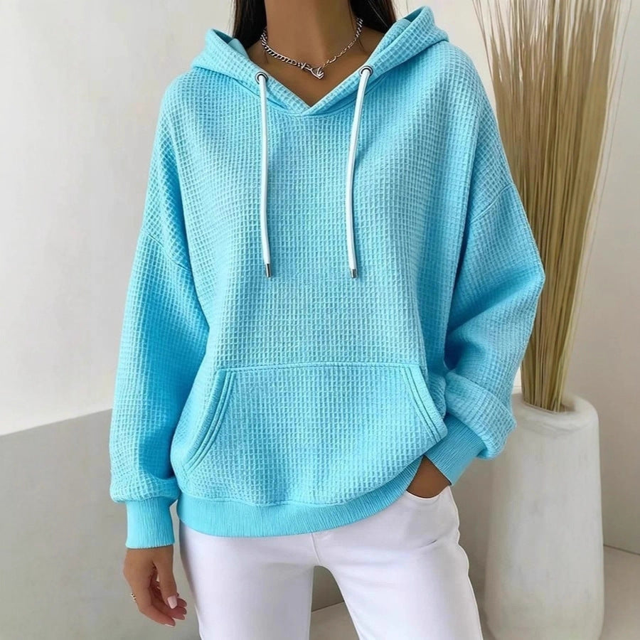 Kvinnors avslappnade hoodie med texturerat tyg Mirla-Eva Jonsson