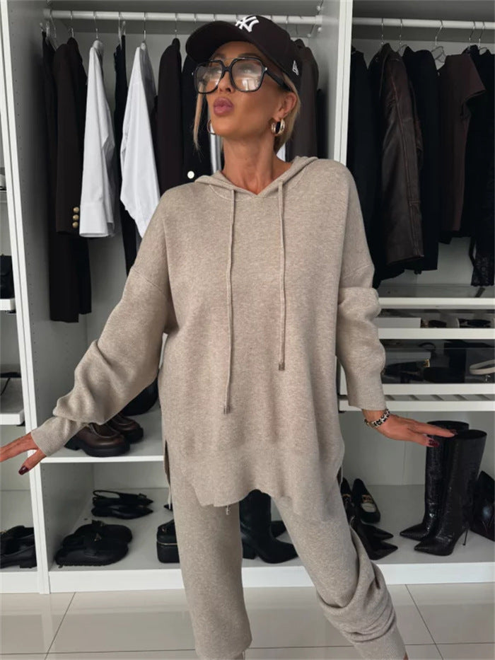 Kvinnors avslappnade hoodie och joggingbyxor set med hög komfort och praktisk skärning-Eva Jonsson