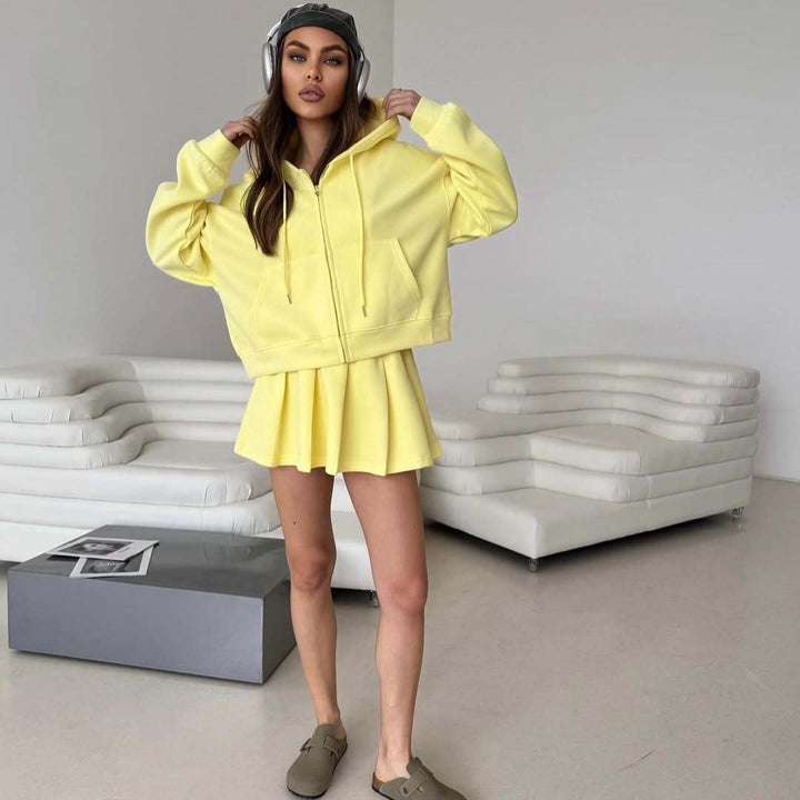 Kvinnors avslappnade hoodie- och kjolset med dold dragkedja och elastiskt midjeband-Eva Jonsson