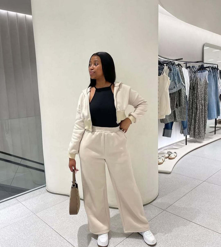 Kvinnors avslappnade hoodie och lösa jogger-set Mirla-Eva Jonsson