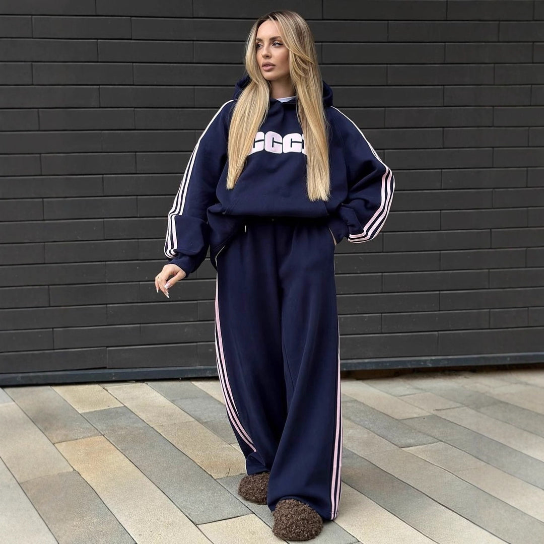 Kvinnors avslappnade hoodie och lösa jogger set Mirla-Eva Jonsson