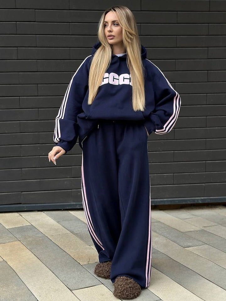 Kvinnors avslappnade hoodie och lösa jogger set Mirla-Eva Jonsson