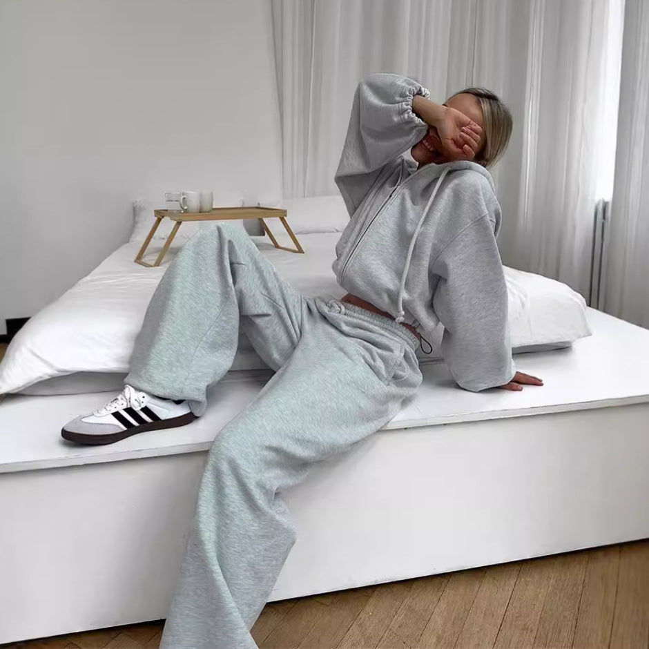 Kvinnors avslappnade hoodie och vida byxor Mirla-Eva Jonsson