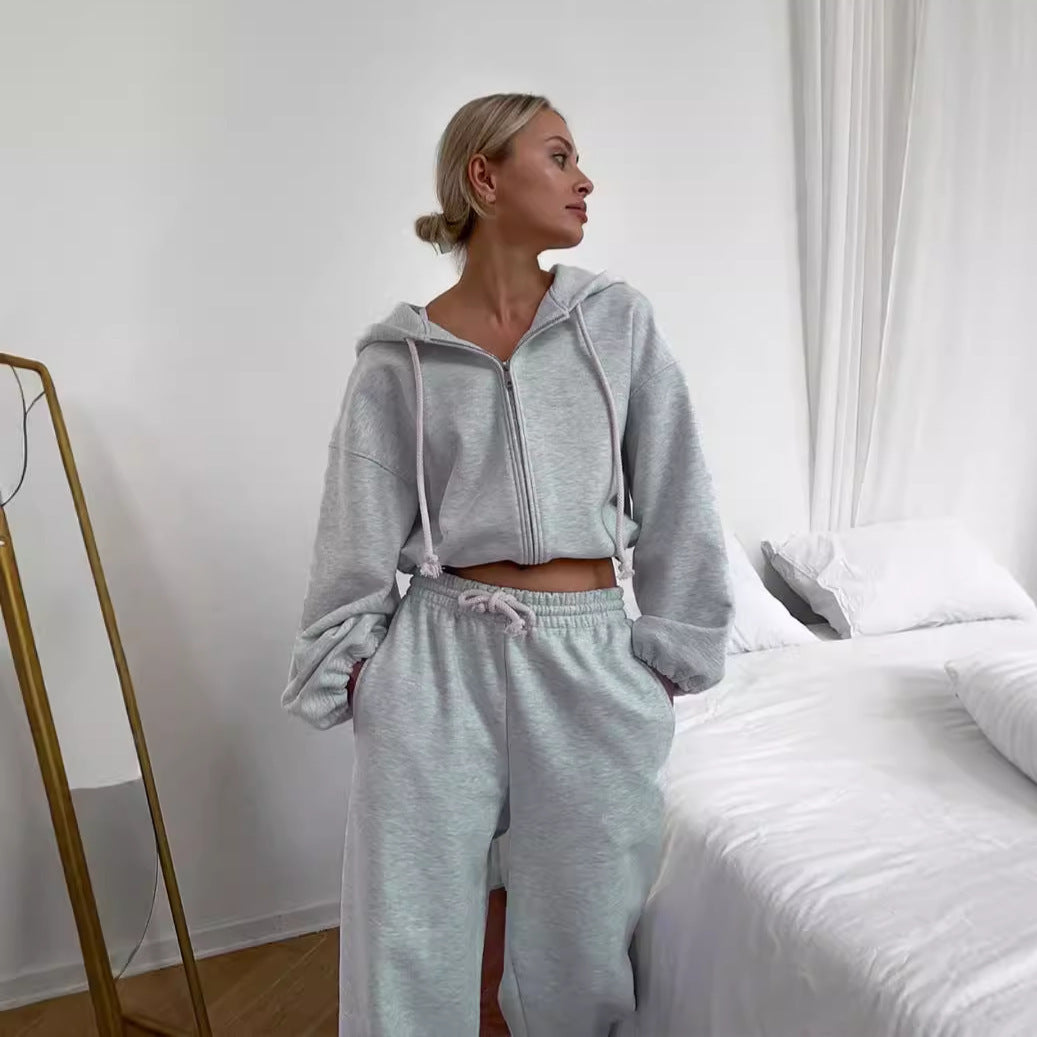 Kvinnors avslappnade hoodie och vida byxor Mirla-Eva Jonsson