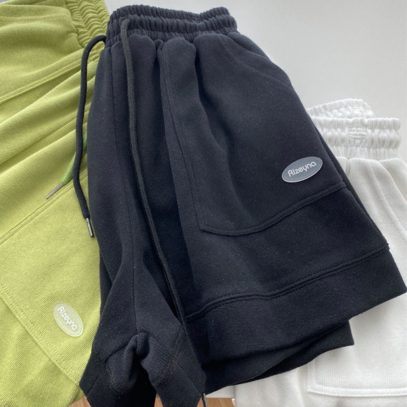Kvinnors avslappnade joggingshorts med elastisk midja och praktiska sidofickor-Eva Jonsson