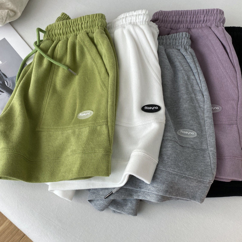 Kvinnors avslappnade joggingshorts med elastisk midja och praktiska sidofickor-Eva Jonsson