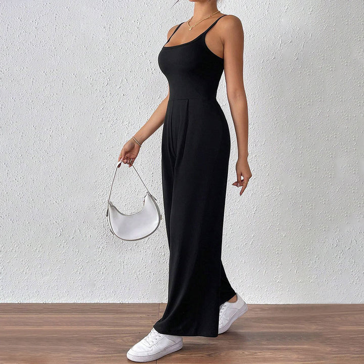 Kvinnors avslappnade jumpsuit med smala band och elegant skärning Mirla-Eva Jonsson
