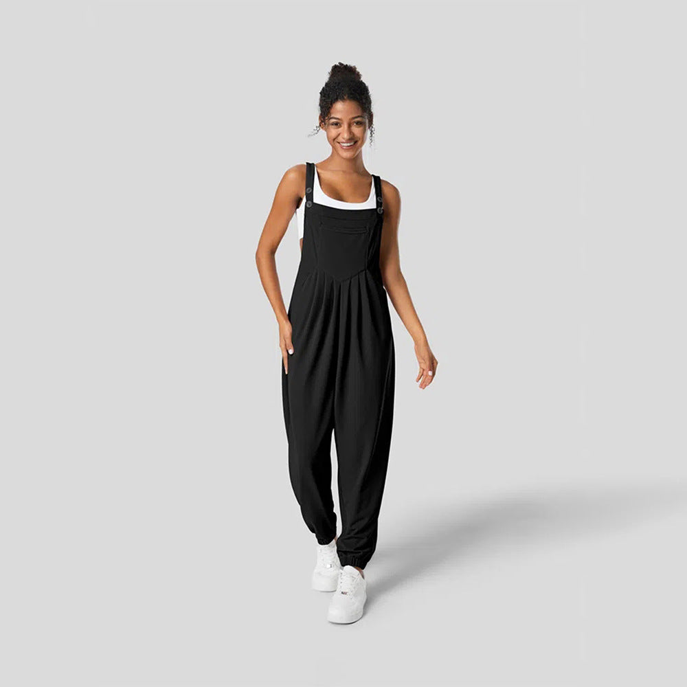 Kvinnors avslappnade jumpsuit med stiligt snitt och praktiska fickor Mirla-Eva Jonsson