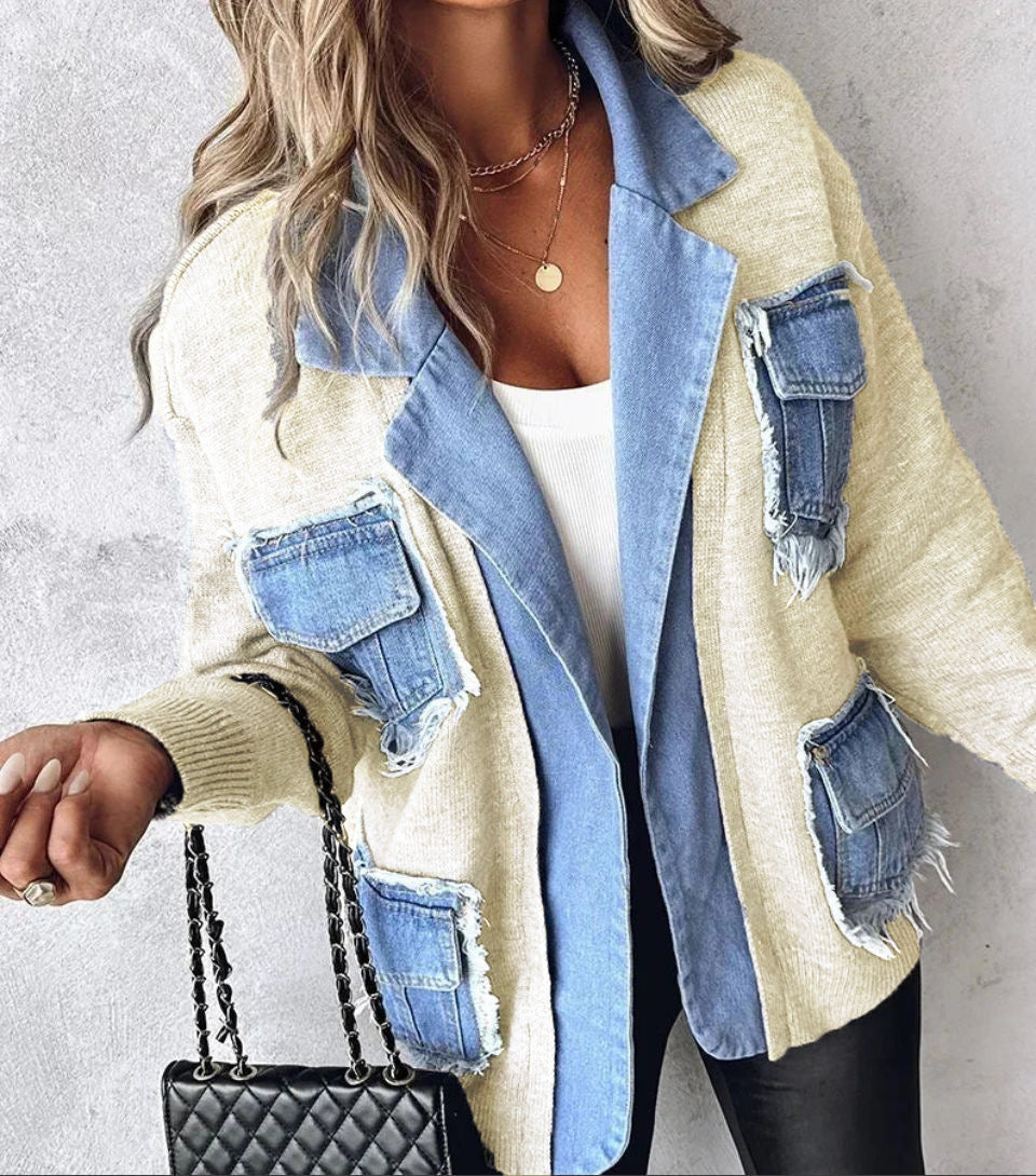 Kvinnors avslappnade kofta med två påsydda bröstfickor och detaljorienterad denim Mirla-Eva Jonsson