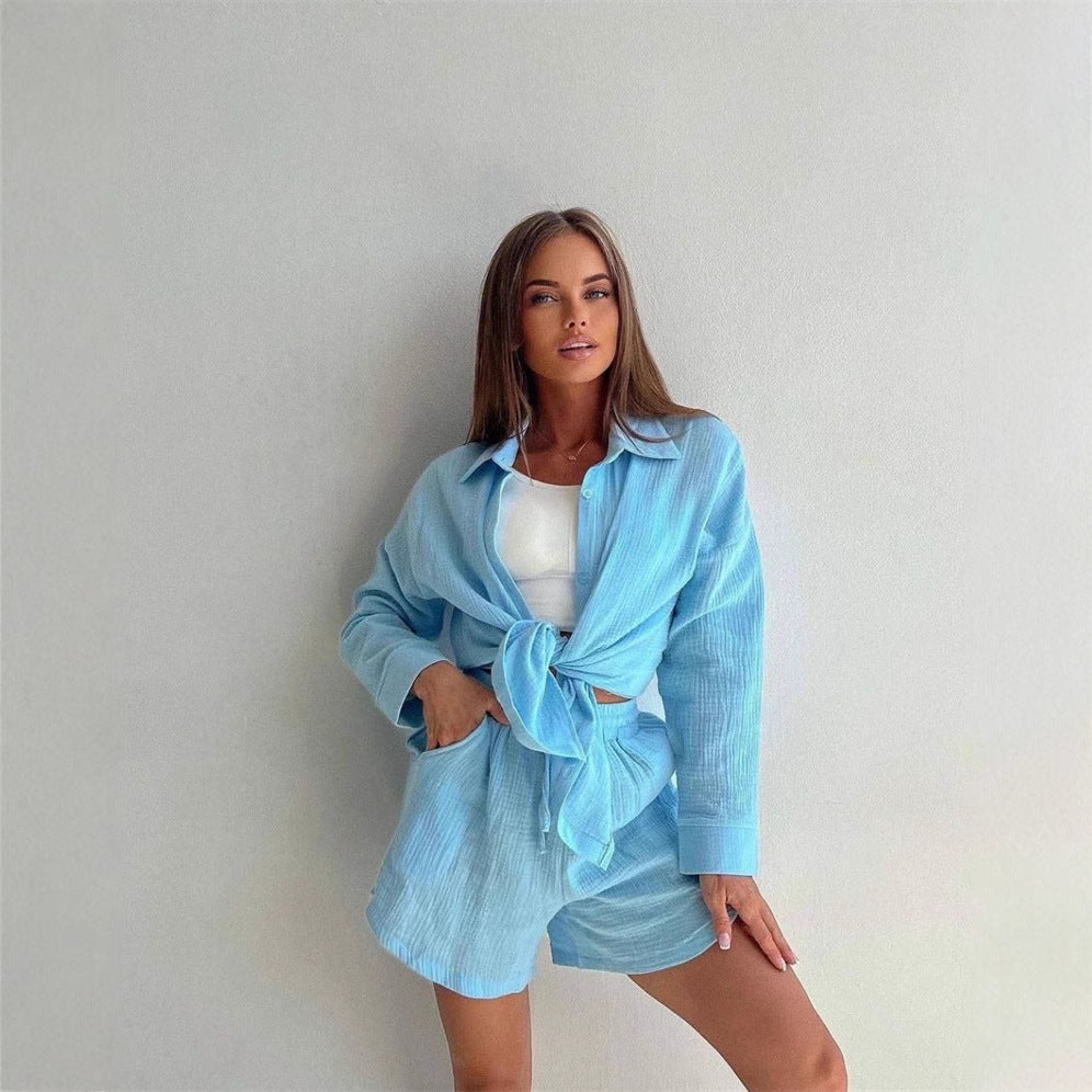 Kvinnors avslappnade kortärmad set med bekväm topp och vida shorts-Eva Jonsson