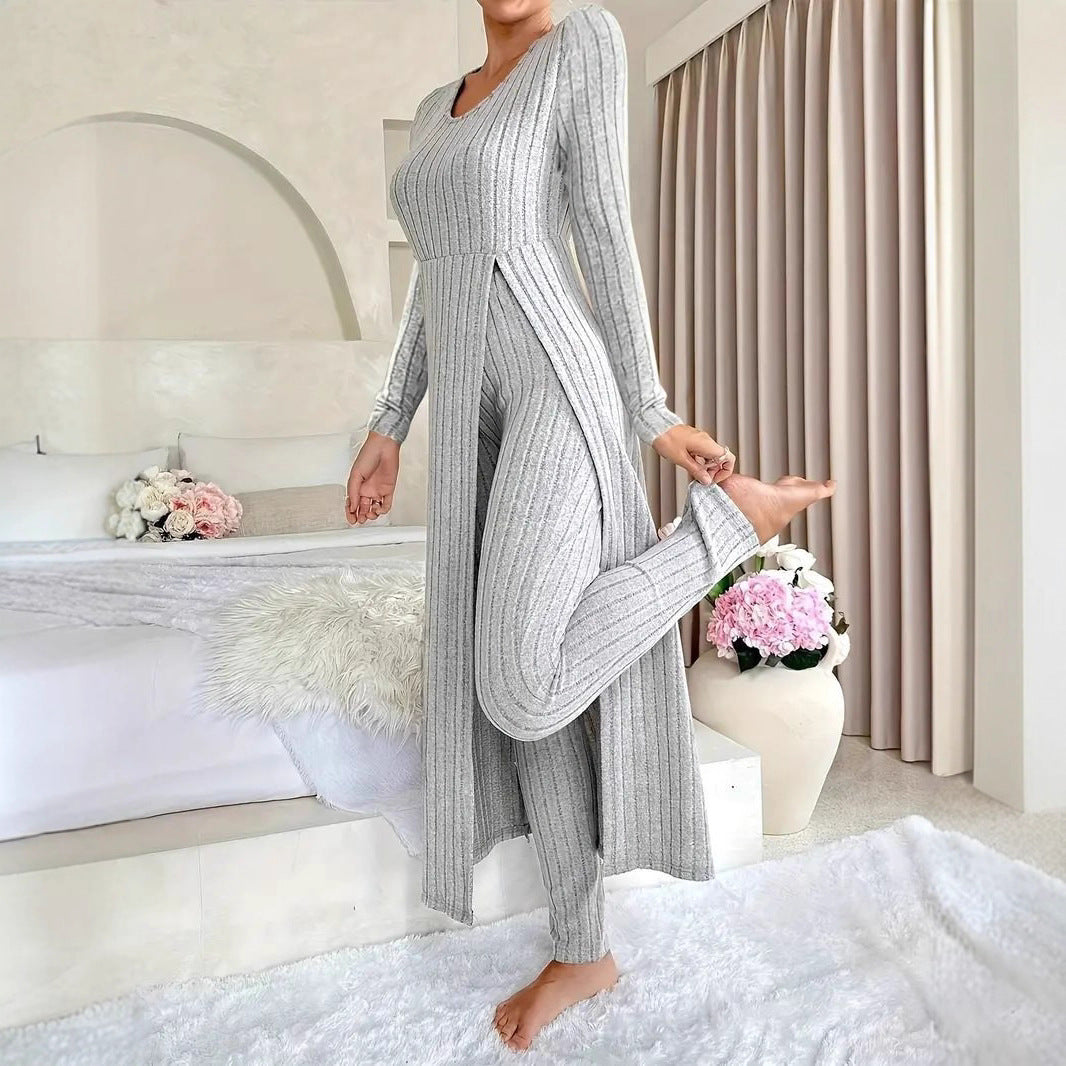 Kvinnors avslappnade och eleganta jumpsuit med sidoklitser Eva Jonsson-Eva Jonsson