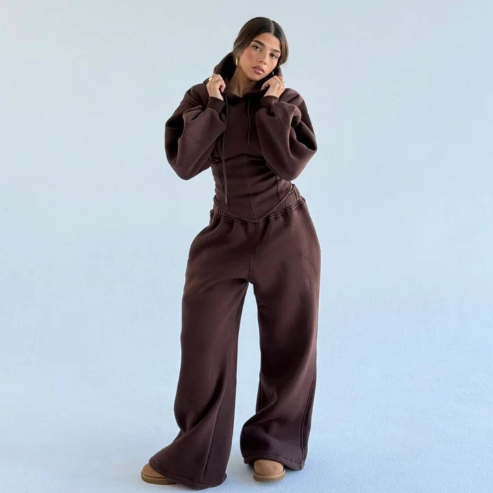 Kvinnors avslappnade oversized hoodie med smickrande passform och bred midja Mirla-Eva Jonsson