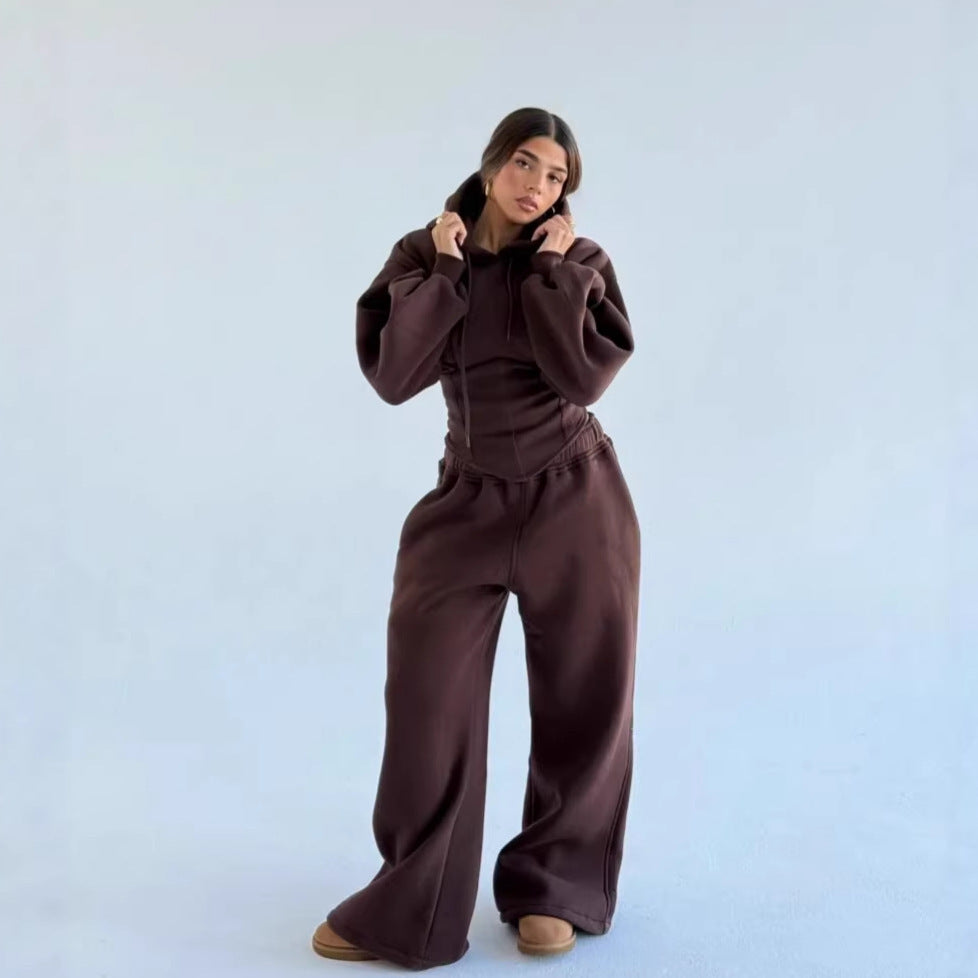 Kvinnors avslappnade oversized hoodie med smickrande passform och bred midja Mirla-Eva Jonsson