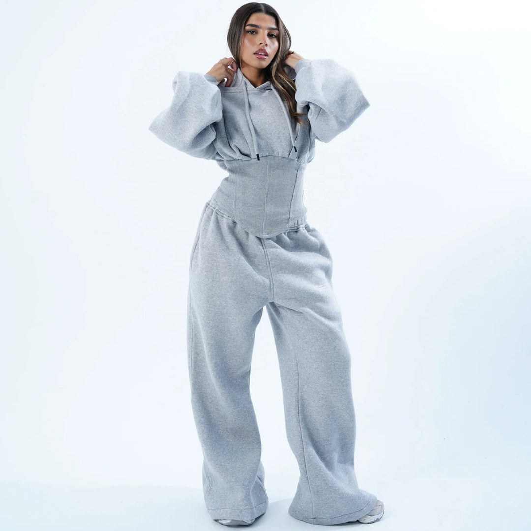 Kvinnors avslappnade oversized hoodie med smickrande passform och bred midja Mirla-Eva Jonsson