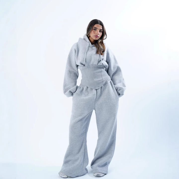 Kvinnors avslappnade oversized hoodie med smickrande passform och bred midja Mirla-Eva Jonsson