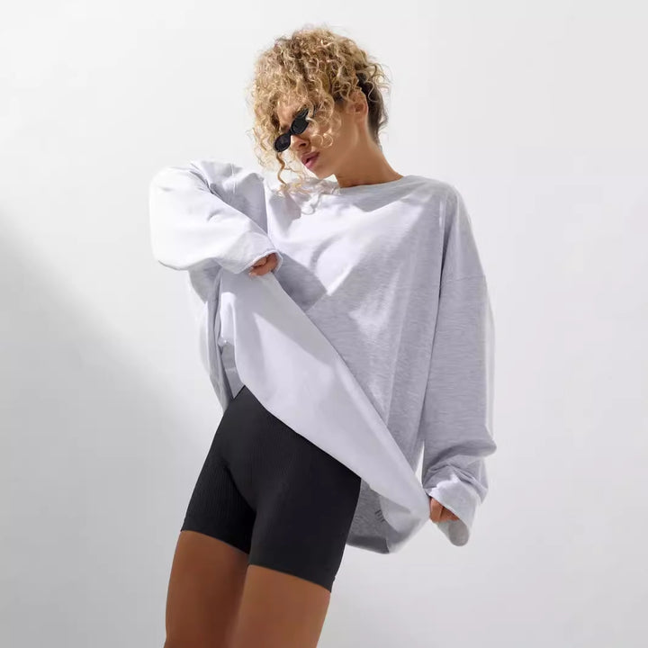 Kvinnors avslappnade oversized sweatshirt med droppad axelsöm Mirla-Eva Jonsson