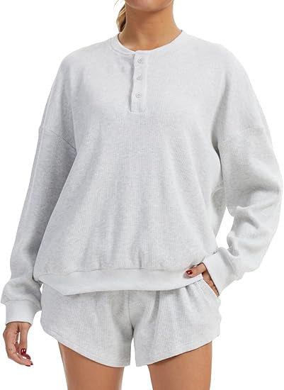 Kvinnors avslappnade oversized tröja och shorts set Mirla-Eva Jonsson