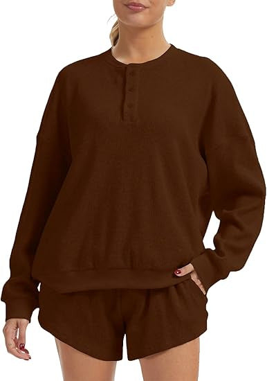 Kvinnors avslappnade oversized tröja och shorts set Mirla-Eva Jonsson