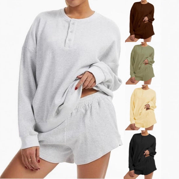 Kvinnors avslappnade oversized tröja och shorts set Mirla-Eva Jonsson