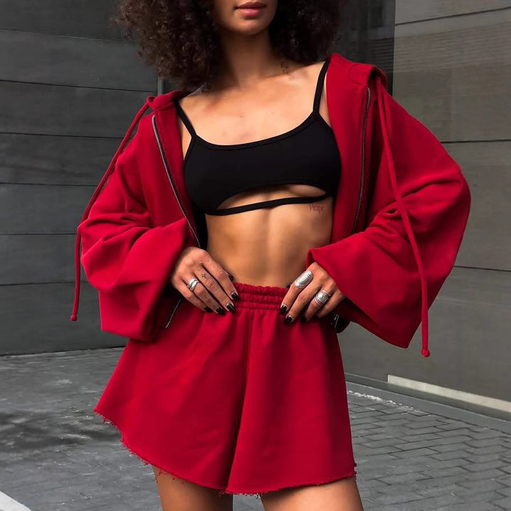 Kvinnors avslappnade set av kort topp och shorts Mirla-Eva Jonsson