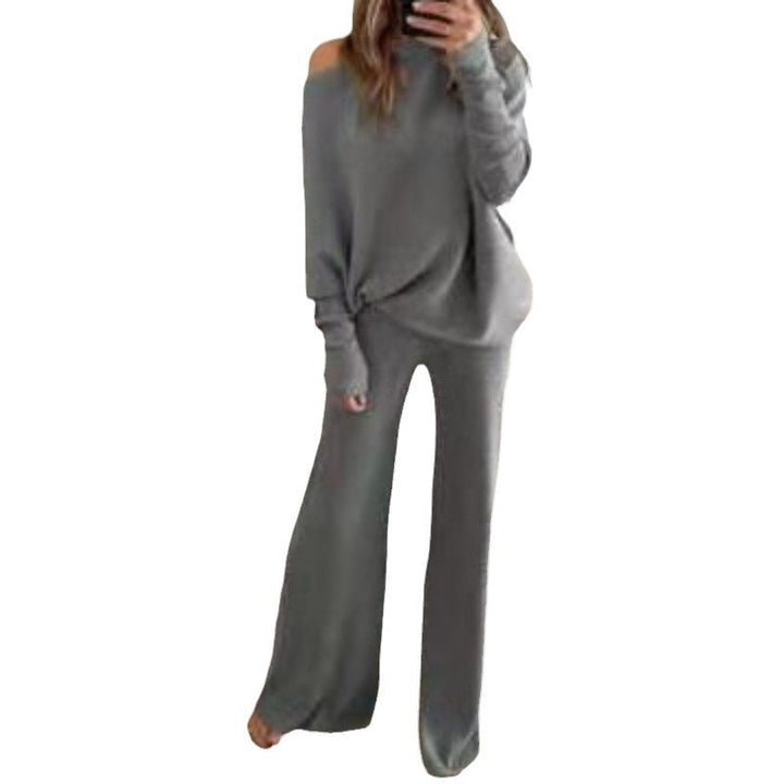 Kvinnors avslappnade stickade loungewear-set med lös passform och off-shoulder topp Mirla-Eva Jonsson