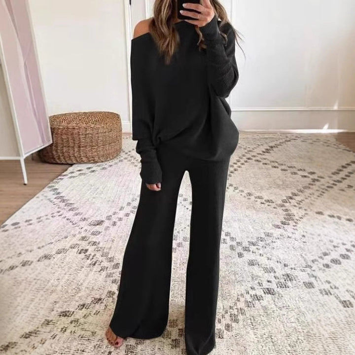 Kvinnors avslappnade stickade loungewear-set med lös passform och off-shoulder topp Mirla-Eva Jonsson