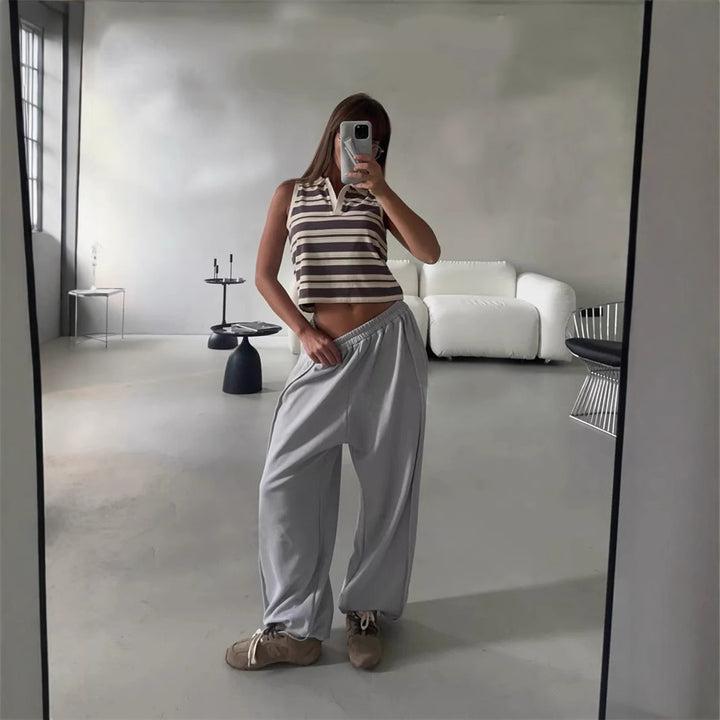 Kvinnors avslappnade sweatpants med breda ben och elastiskt midjeband Mirla-Eva Jonsson