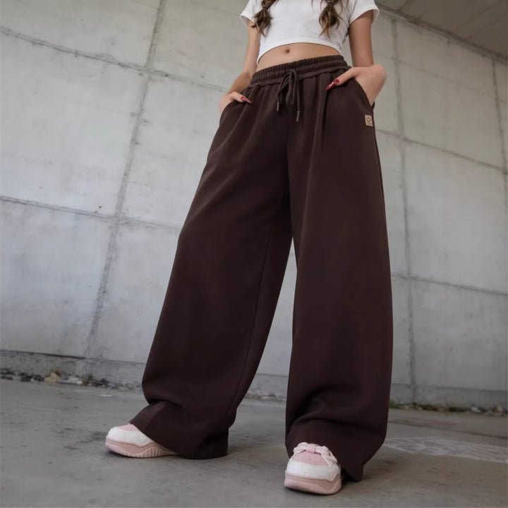 Kvinnors avslappnade sweatpants med elastisk midja och bred passform-Eva Jonsson