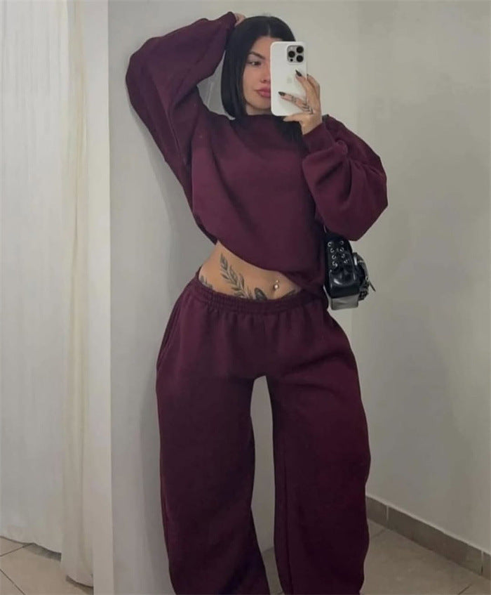 Kvinnors avslappnade sweatshirt och bekväm joggingbyxa set Mirla-Eva Jonsson