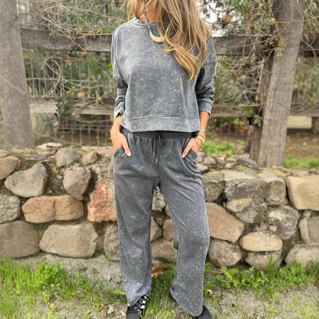 Kvinnors avslappnade sweatshirt och joggingset Mirla-Eva Jonsson