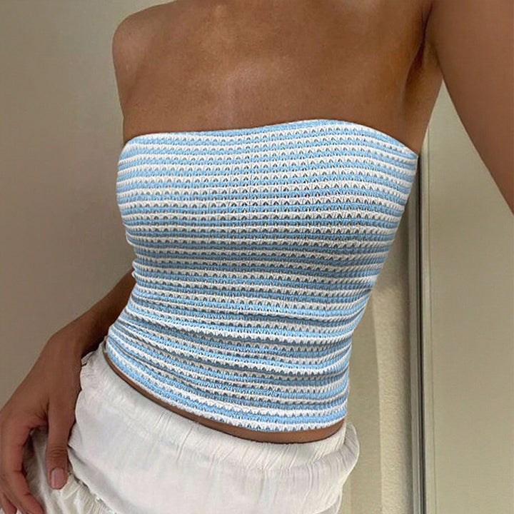 Kvinnors bandeau-top med modernt ribbat stickat mönster Mirla-Eva Jonsson