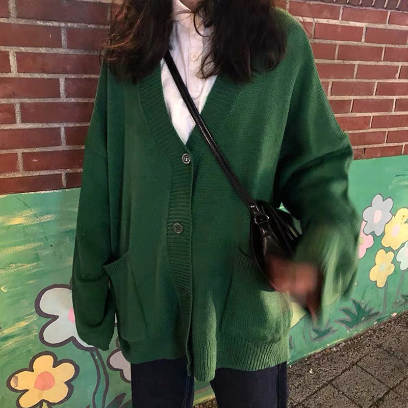 Kvinnors bekväma cardigan med en avslappnad passform och sänkta axlar Mirla-Eva Jonsson