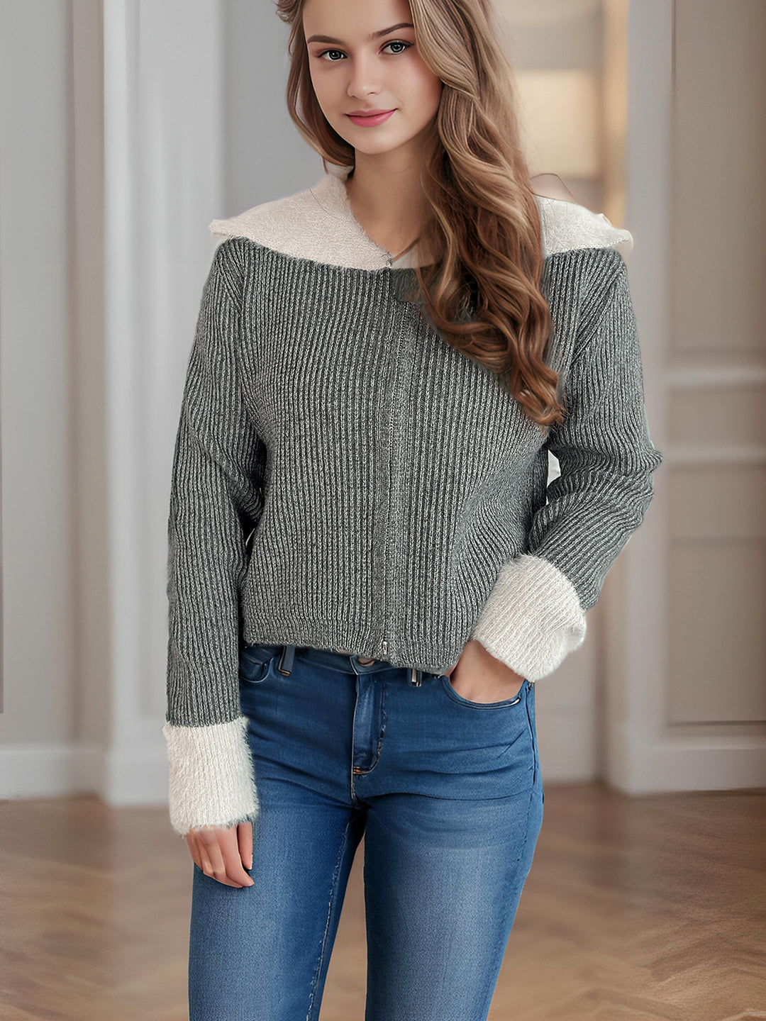 Kvinnors bekväma cardigan med praktiska dragkedjedetaljer och moderna puffärmar Mirla-Eva Jonsson