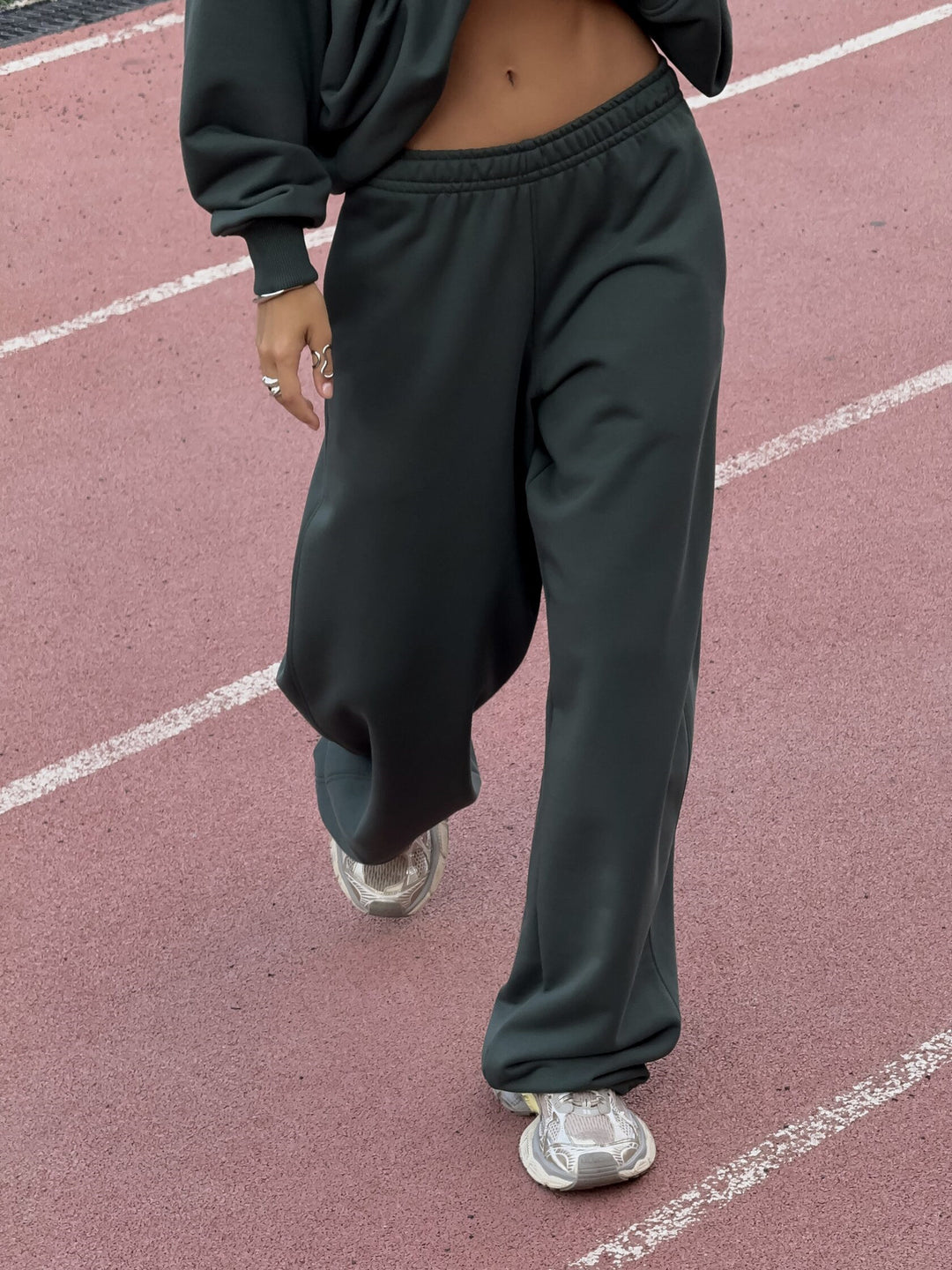 Kvinnors bekväma casual byxor med lös passform Mirla-Eva Jonsson