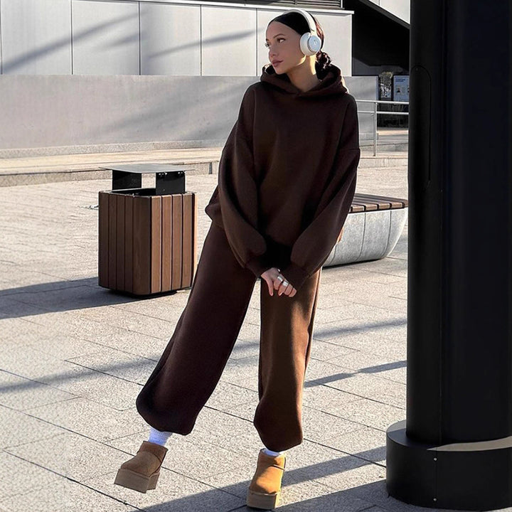 Kvinnors bekväma fritidsdräkt gjord av högkvalitativt sweatshirtmaterial vw-Eva Jonsson
