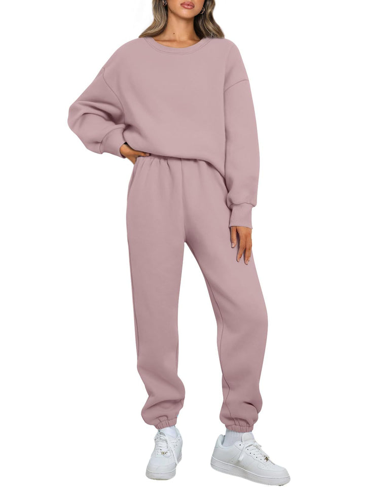 Kvinnors bekväma fritidsdräkt med oversized skärning och elastiskt midjeband Mirla-Eva Jonsson